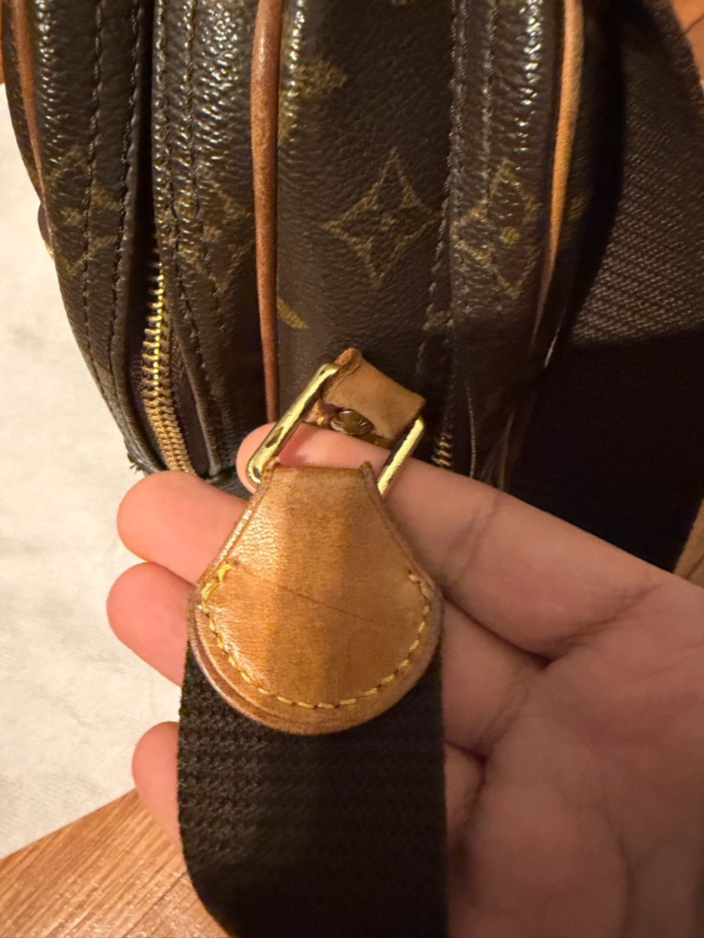 Louis Vuitton vintage Monogram Canvas Nile crossbody Bag with Tan Trim - Picture 4 of 12